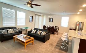 Spacious House, 5 Bedrooms, Sleeps 12, Near Las Vegas Strip And Airport